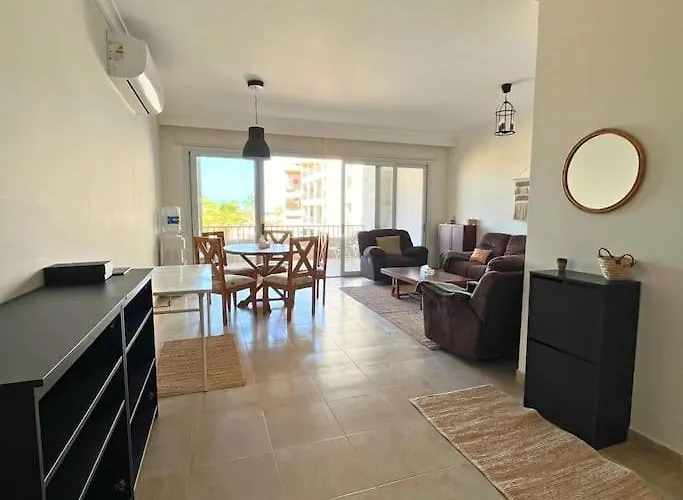 Somabay Breezy Elegance 3Br Apartment